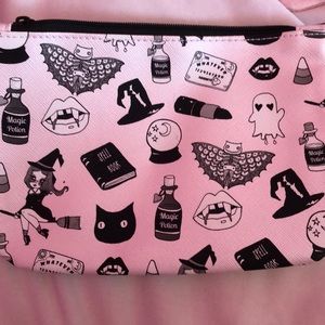Makeup bag